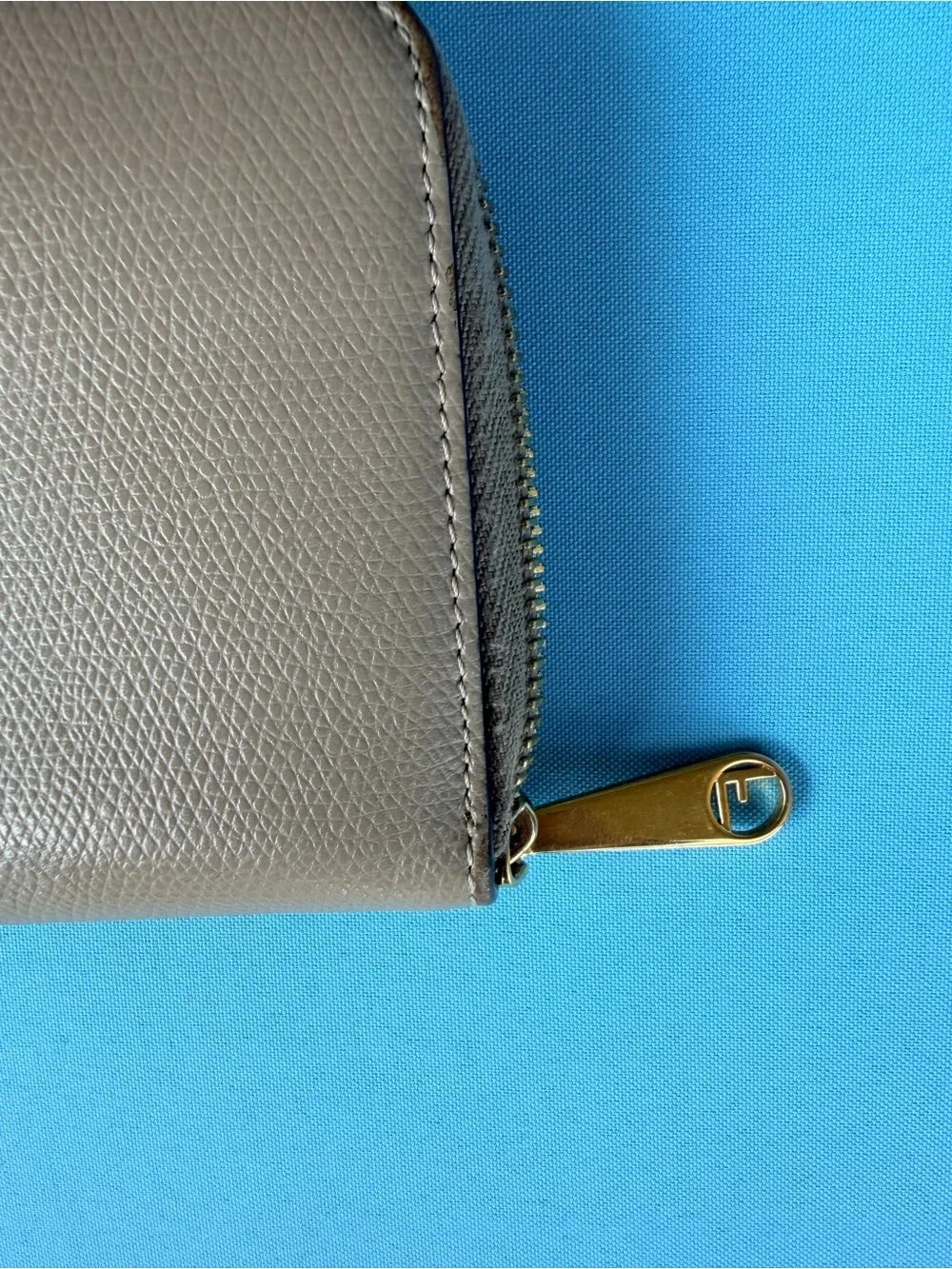 Fendi Zip-Around Wallet in Taupe with Gold Logo. AUTHENTIC